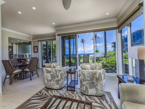 Kapalua Bay Pacific Ocean Front Villa on Ground Floor