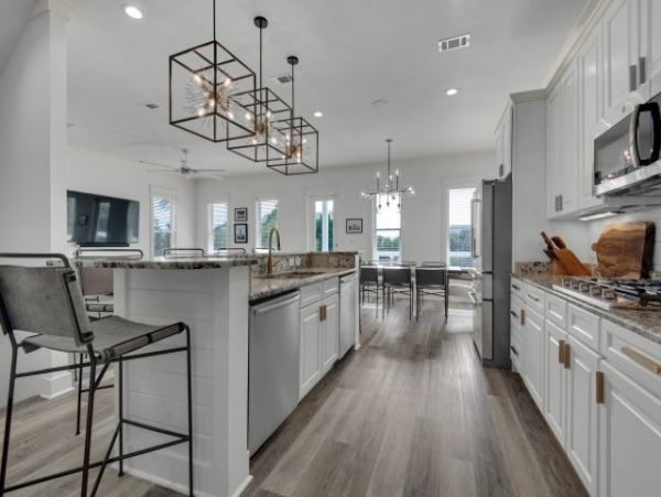 Luxury Vacation Home with Gulf Views Walk to Beach