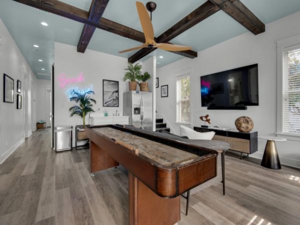 Luxury Vacation Home with Gulf Views Walk to Beach