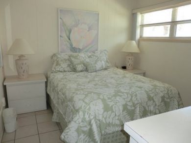 Bedroom with Queen Bed Bedroom with Queen Bed