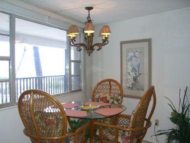 Dining Area Dining Area