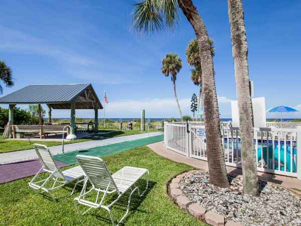 One Bedroom Beachfront Vacation Condo in Venice