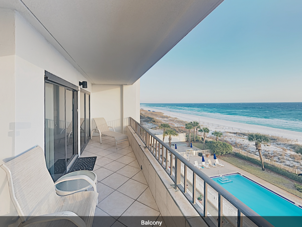 Beachfront Condo Near Destin Harbor