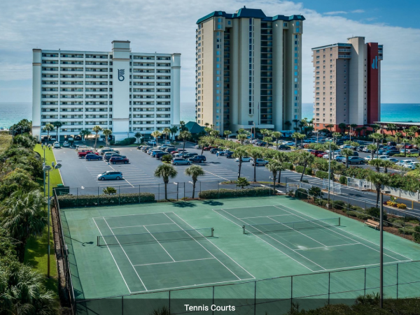Beachfront Condo Near Destin Harbor