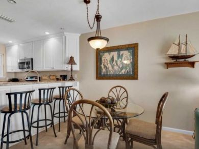 Charming Vacation townhome on Miramar Beach. Call Today.