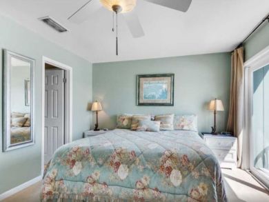 Charming Vacation townhome on Miramar Beach. Call Today.