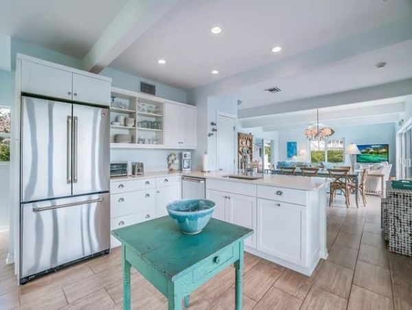 Luxury Four Bedroom Beach Vacation Home with Private Pool