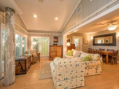 Living & Dining Area