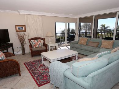 Sanibel Condo Rental on Beach with Three Bedrooms Sleeps 6