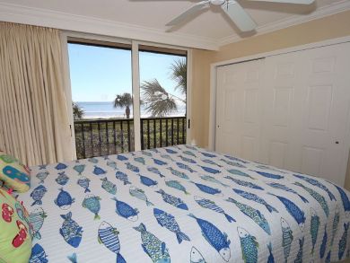 Sanibel Condo Rental on Beach with Three Bedrooms Sleeps 6