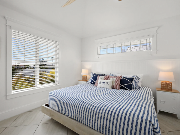 Luxury Five Bedroom Vacation Pool Home in Anna Maria