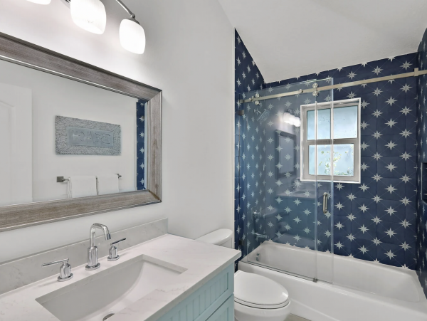 Luxury Five Bedroom Vacation Pool Home in Anna Maria