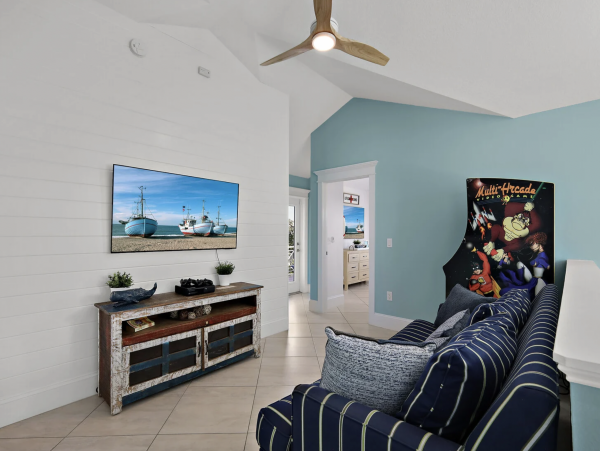 Luxury Five Bedroom Vacation Pool Home in Anna Maria