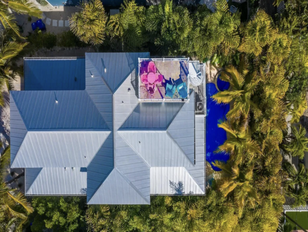 Luxury Five Bedroom Vacation Pool Home in Anna Maria