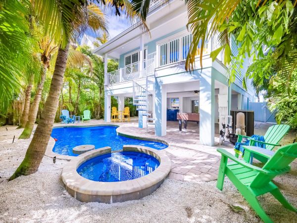 Luxury Five Bedroom Vacation Pool Home in Anna Maria