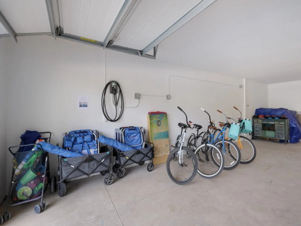Luxury Five Bedroom Vacation Pool Home in Anna Maria