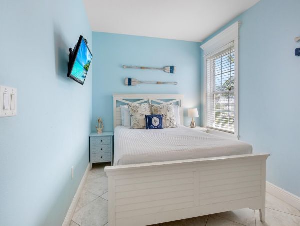 Anna Maria Island Five Bedroom Vacation Rental Pool & Spa