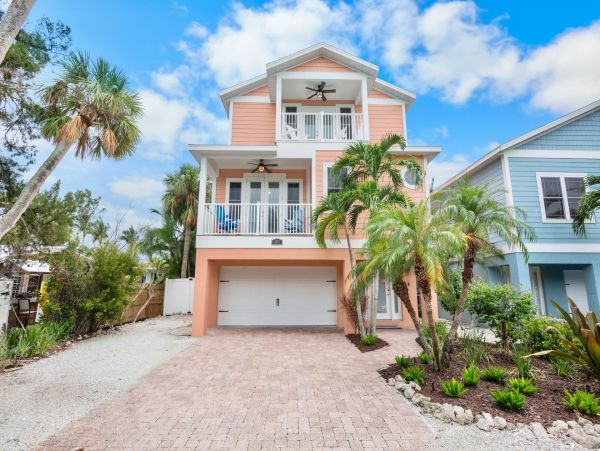 Anna Maria Island Five Bedroom Vacation Rental Pool & Spa