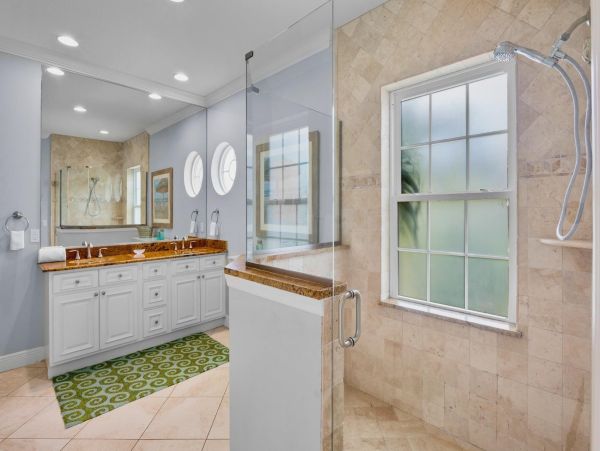 Anna Maria Island Five Bedroom Vacation Rental Pool & Spa