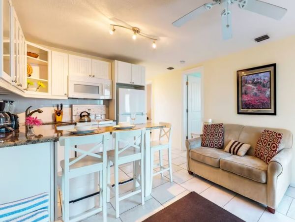 Anna Maria Island 4 Bedroom Beach Front Vacation Rental