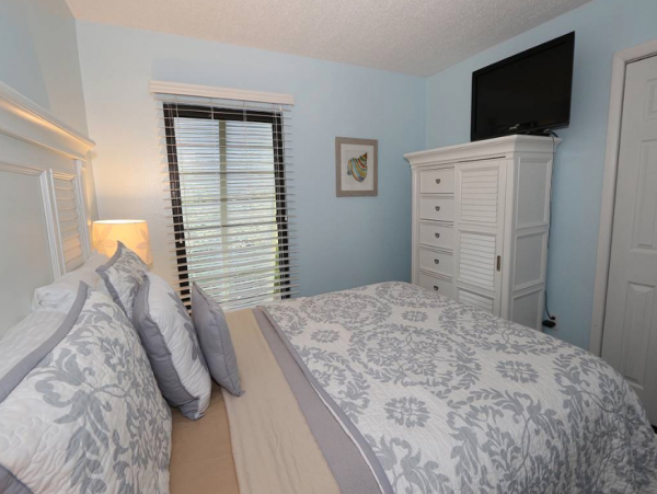 Longboat Key Beachfront Rental - 2 Bedroom Condo Gulf Views