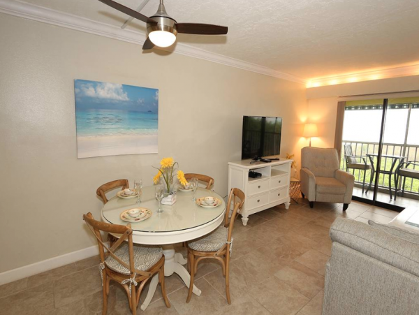 Longboat Key Beachfront Rental - 2 Bedroom Condo Gulf Views