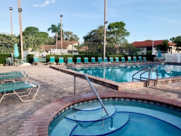 Value Vacation Rental Bradenton with Two Bedrooms
