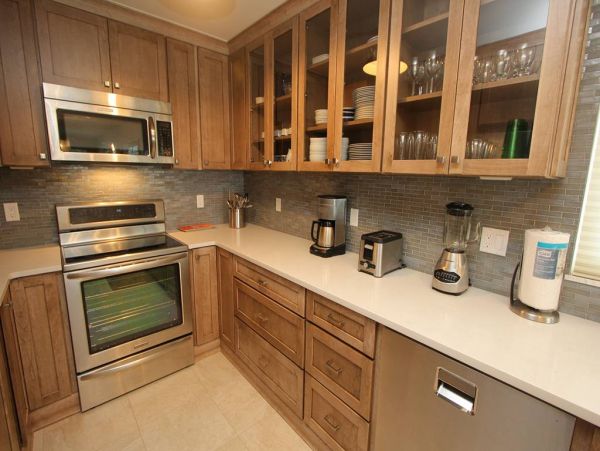 Longboat Key Vacation Condo Sleeps Six Guests On The Beach