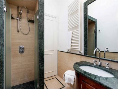 Bedroom 2 with Walk-in Shower