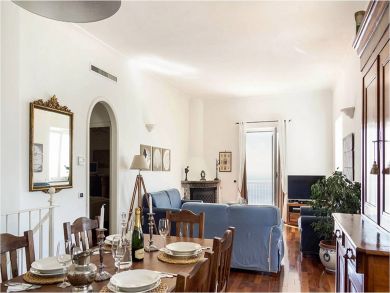 Living & Dining Area
