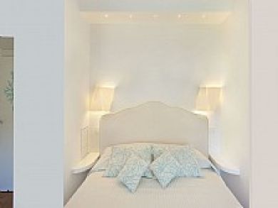 Queen Bedroom 2