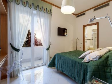 Amalfi Coast Vacation Villa with Wonderful Views