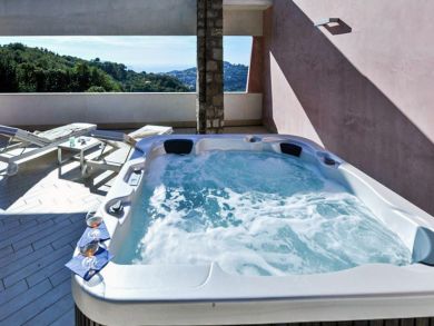Amalfi Coast Vacation Villa with Wonderful Views