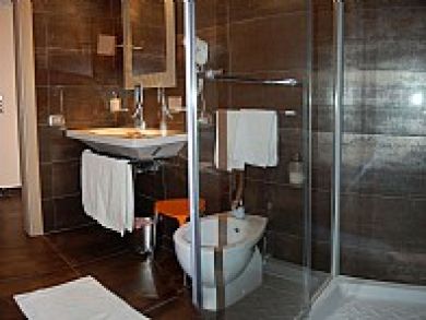 Bathroom Three with Washbasin Bathroom Three with Washbasin