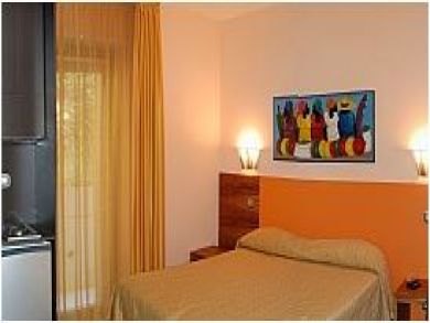 Bedroom Eight - Matrimonial Bed