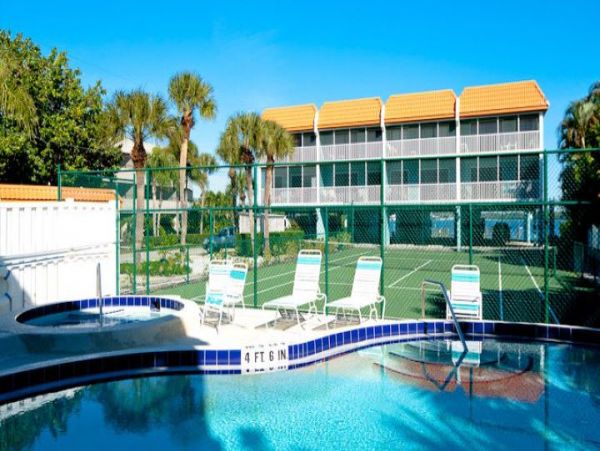 Bradenton Beach Two Bedroom Accommodation