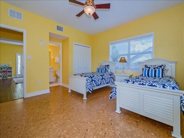 Full Gulf Views From This 5 Bedroom Boca Grande Pool Rental