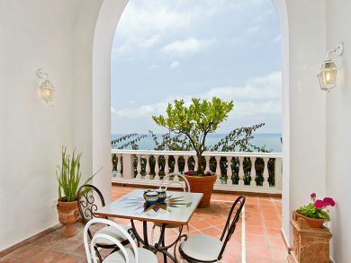 Outdoor Table Outdoor Table