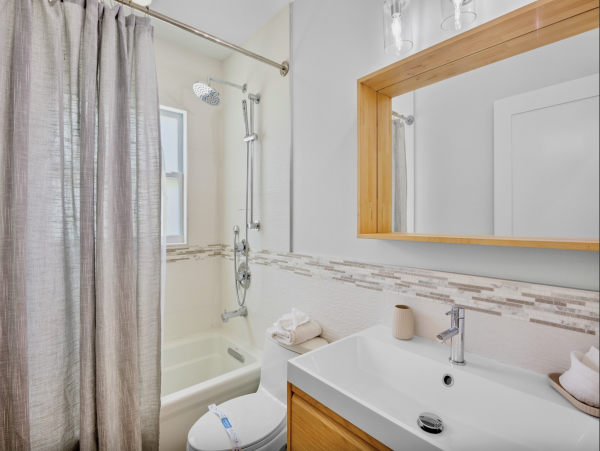 Anna Maria Island Vacation Rentals - Florida Gulf Coast Beach Homes with Pool & Dock
