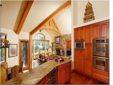 Gourmet Kitchen with Dual Oven
