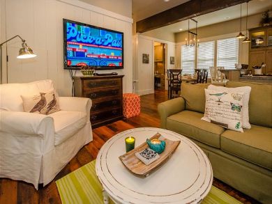 Living Area Living Area