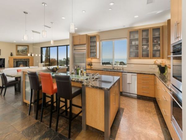 One of La Jolla's Most Luxurious Homes with Pool & Views of the Pacific