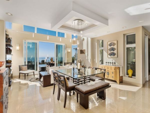 One of La Jolla's Most Luxurious Homes with Pool & Views of the Pacific