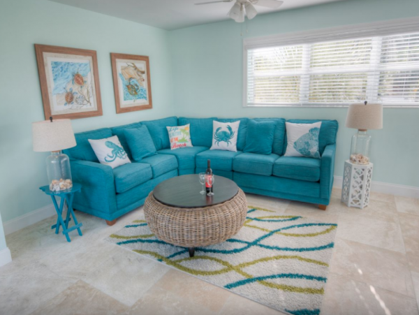 Three Bedrooms Sleeps Eight Guests- Anna Maria- Beach Front