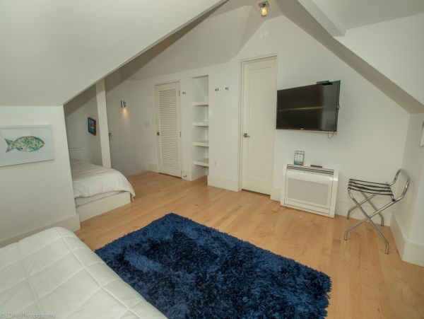 Luxury Five Bedroom Beach Vacation Rental Home Sleeps 15