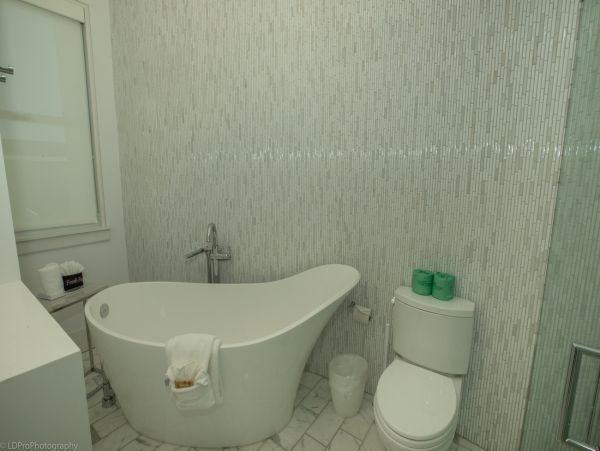 Luxury Five Bedroom Beach Vacation Rental Home Sleeps 15