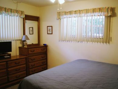 Queen Bedroom