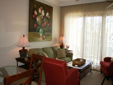 Two Bedoom plus Bonus Room Bayside condo Two Bedoom plus Bonus Room Bayside condo