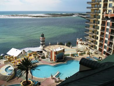 Two Bedoom plus Bonus Room Bayside condo Two Bedoom plus Bonus Room Bayside condo