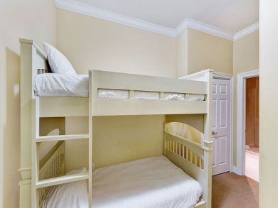 Two Bedoom plus Bonus Room Bayside condo Two Bedoom plus Bonus Room Bayside condo
